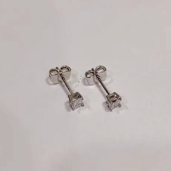 4 Pairs Cubic Zirconia Earrings Stainless Steel in Great Conditions - Picture 6 of 7
